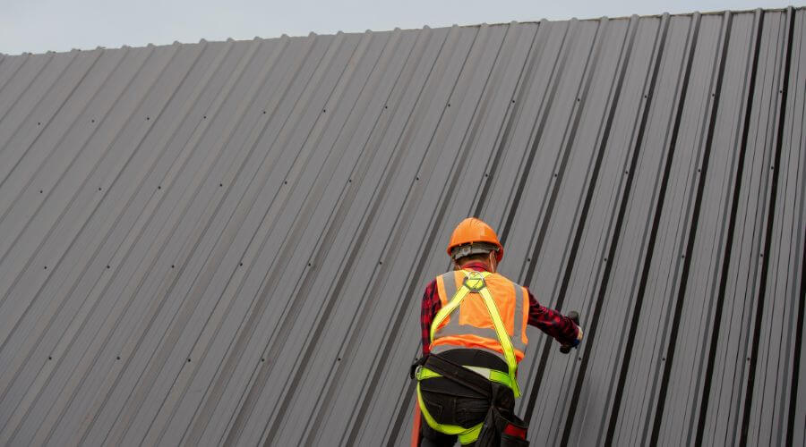 Professional metal roof installation services in Syracuse, UT